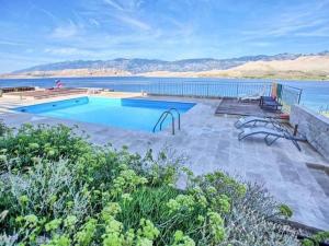 Apartment La Eva Pag - One Bedroom Apartment with Balcony and Sea view 
