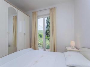 Apartments Ankora - Three bedroom apartment with terrace and sea view