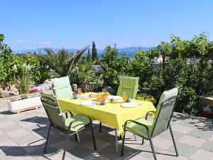 Apartments Gusti - One Bedroom Apartment with Terrace and Sea View