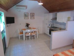Holiday Home Oliva - Holiday House with Terrace and Sea View