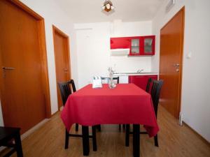 Apartments Briest - One Bedroom Apartment with Balcony A2 2