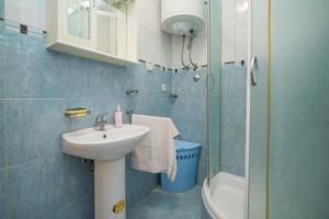 Apartments Longo - One Bedroom Apartment with Terrace, A2 - ST