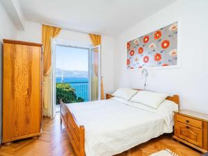 Apartments Nikolina LU - Two-Bedroom Apartment with Balcony