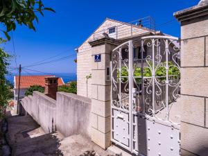 Apartments Stella - One Bedroom Apartment with Terrace A2