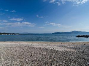 Studio apartment with terrace in Drace