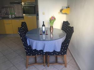 Apartments Roko ST - Economy One Bedroom Apartment with Shared Terrace A2