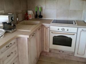 Apartments Villa Rustica ST - Two-Bedroom Apartment with Balcony and Shared Pool 1 kat