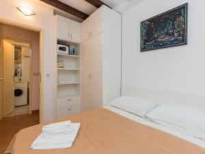 Apartments Vi-La - Standard One Bedroom Apartment Ground Floor