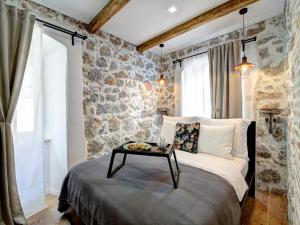 History House Moja Ti 1830 - Deluxe Apartment Gorica