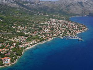 Apartments Trstenica-Two Bedroom Apartment with Terrace B