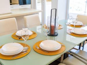 Apartment Hladilo - Two Bedroom Apartment with Balcony