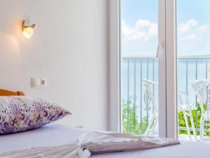 Villa Kosa - Two Bedroom Apartment with Balcony and Sea View Roko