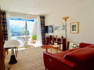 PGH N38 - Centre-Ville, Port avec Parking Privé