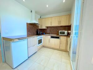 PGH N38 - Centre-Ville, Port avec Parking Privé