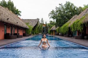 Khum Damnoen Resort