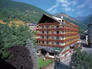 Rutllan & Spa