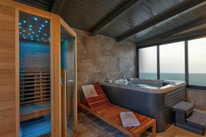 Villa Bavigo for 8 people near Pula with wellness & children playground