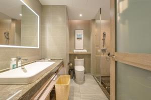 Atour Hotel Hangzhou Binjiang Jiangling Road