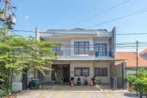 Mono Coliving Ngagel, Surabaya - Ngindendjangkungan