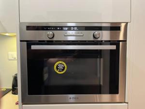 Lofty Dreams: Skyline Apartment