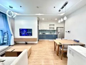 Luxury Apartment in Vinhomes Metropolis Hanoi - Liễu Giai