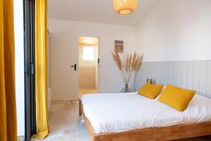 Maison rénovée avec piscine chauffée à deux pas de la mer