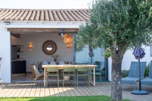 Villas Maison renovee avec piscine chauffee a deux pas de la mer : photos des chambres