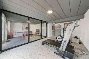 Villa66 - Private Bedroom 6 - Shared Kitchen