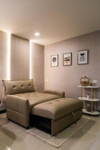 BKK Sukumvit71 1 Bed 2 Bath 1 Living 1 Kitchen