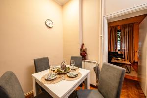 Cozy apartment in city center