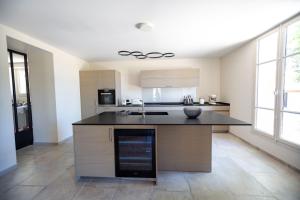 Maisons d'hotes LES FRENES EN PROVENCE-CHATEAU ZEN : photos des chambres