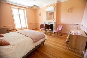 Maisons d'hotes LES FRENES EN PROVENCE-CHATEAU ZEN : photos des chambres