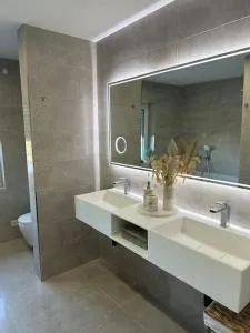 Luxury Apartment Marz - 施瓦瑙