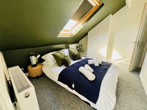 Contractors - Modern Home Gloucester City Centre