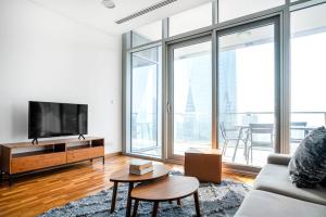 Blueground DIFC pool gym elevator DXB-753