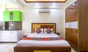 FabHotel Star Corporate Suite - Medicity Gurugram near Medanta Hospital