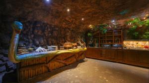 Summit Green Lake Tea Resort & Spa