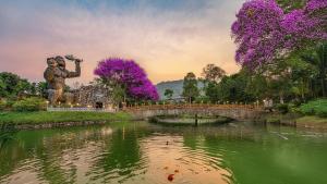 Summit Green Lake Tea Resort & Spa