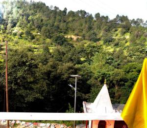 Pathak Home Stay