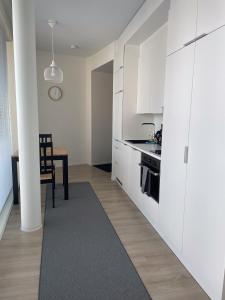 Snowflake Suites VII