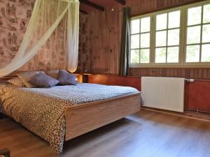 Holiday Home in Vitz-Sur-Authie Garden View