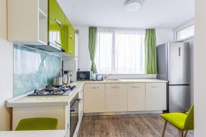 FLH - Green Apartment