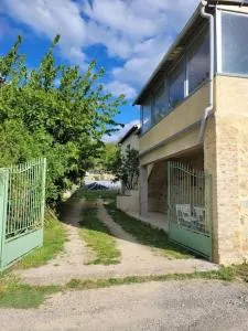 Logement proche station thermale - Navacelles