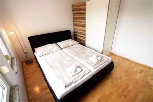 One-Bedroom Apartment in Crikvenica LV