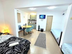 Marcos Apartments - Odiseea - Self Check-In 24 H