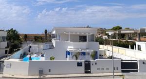 Onda Bianca Luxury Apartments