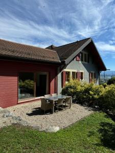 Superbe maison avec vue imprenable sur le lac