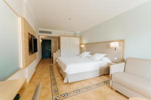 Double Room with Balcony (3 Adults) room in Hotel Buganvilla & Spa