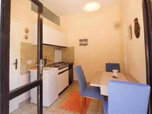 Apartments Magda- Superior Studio Apartment with Patio and Garden View A2