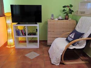 Apartments Vera - Comfort One-Bedroom Apartment with Terrace and Sea View Irena 